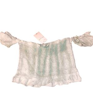 Kiwi + punch off the shoulder smocked crop top size large